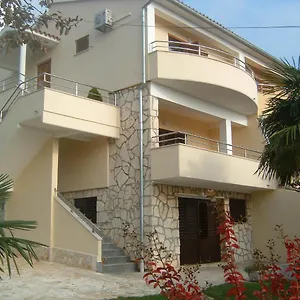Tomic Premantura